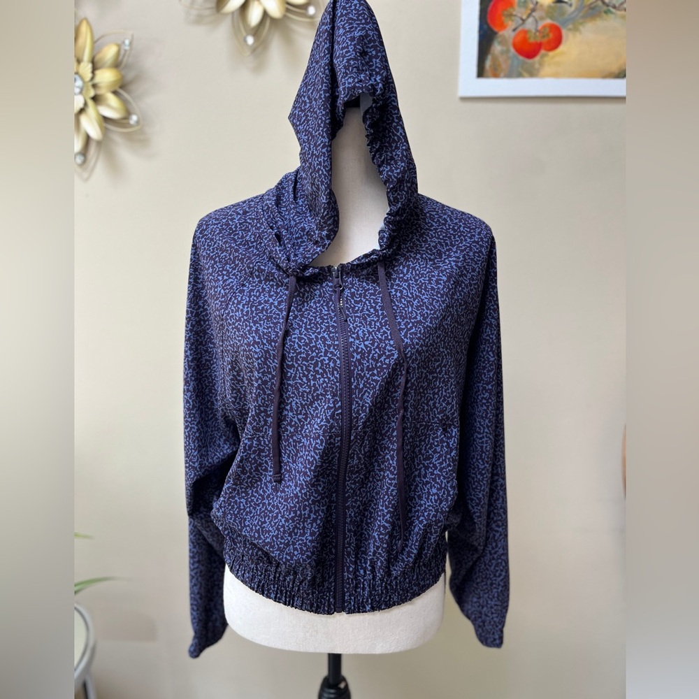 Athletic Blue Leopard Print Hooded Jacket by Zella - Picture 2 of 15